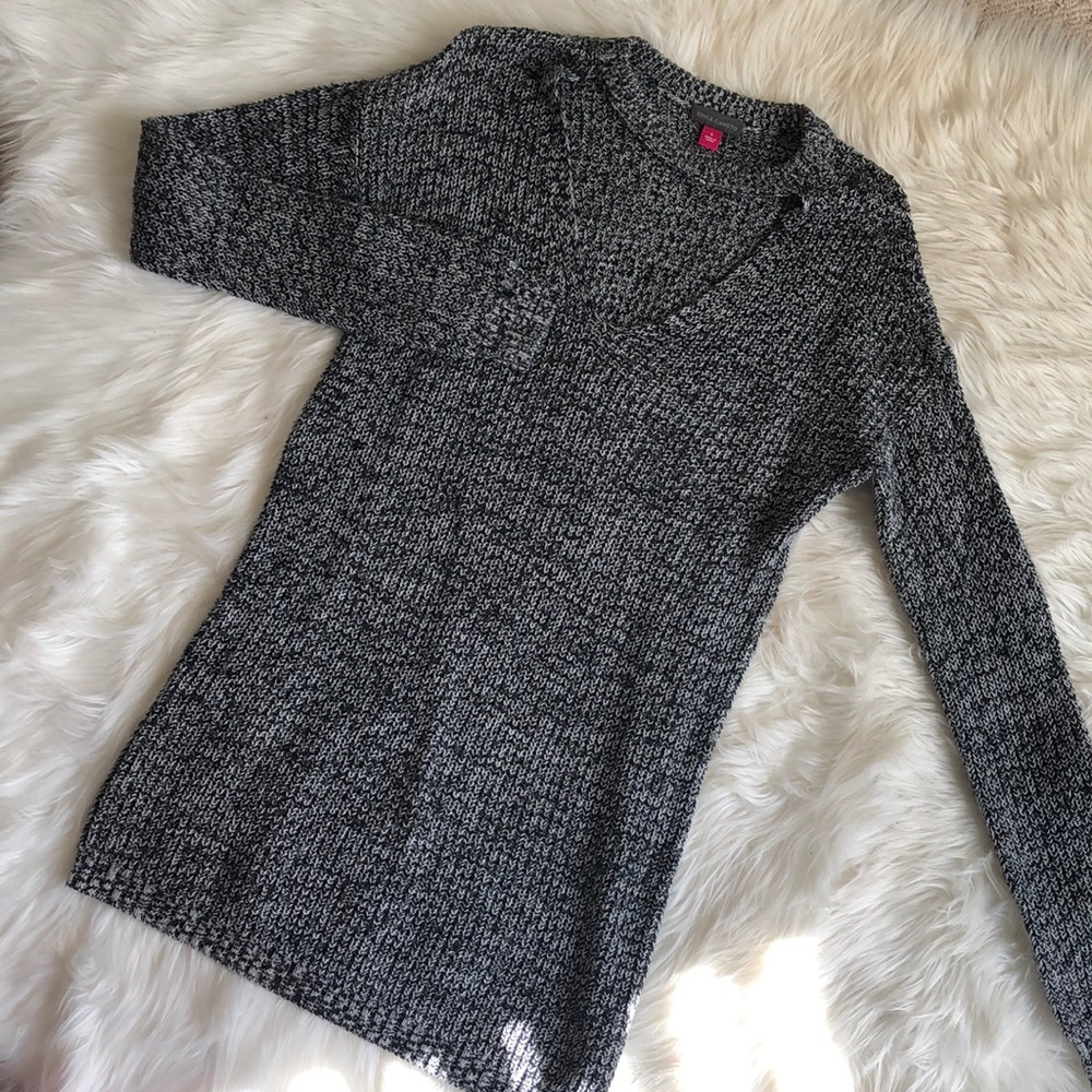 Vince Camuto Sweater